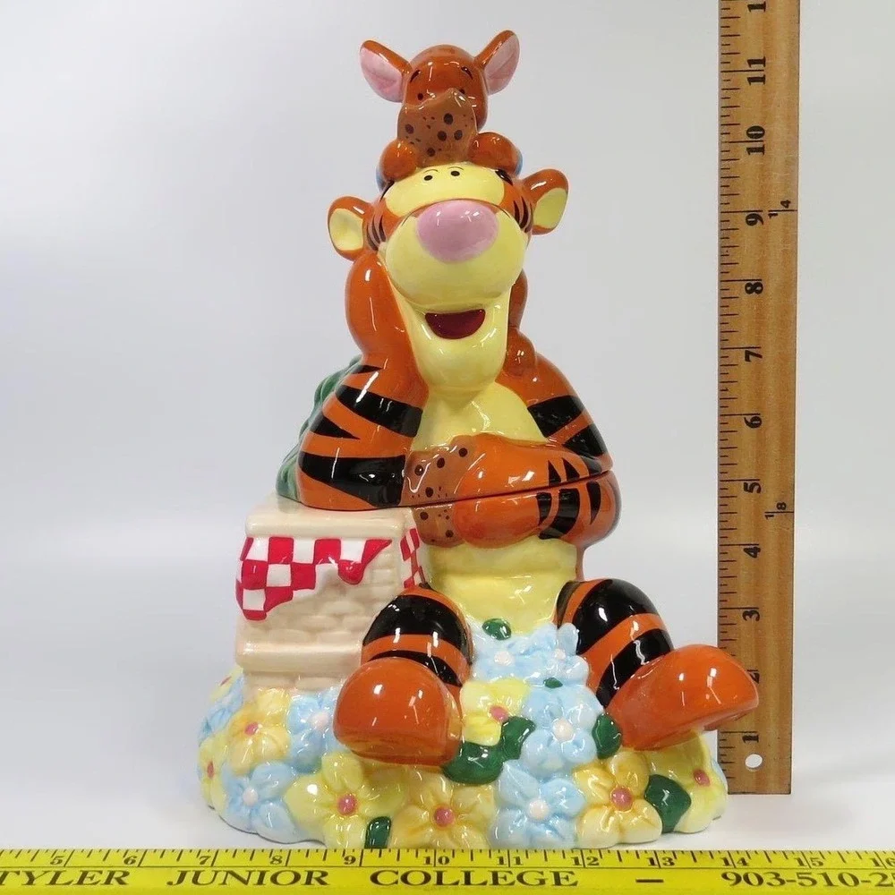 Disney Direct Tigger and Roo Musical Ceramic Cookie Jar Winnie the Pooh Picnic